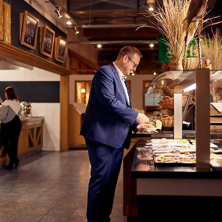 Отель Hamburg-wittenburg Der Valk