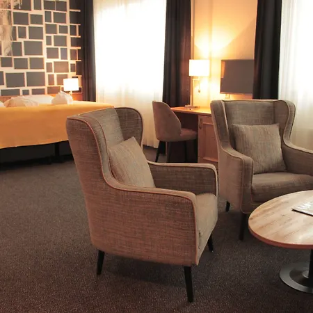 Hamburg-wittenburg Der Valk 4*