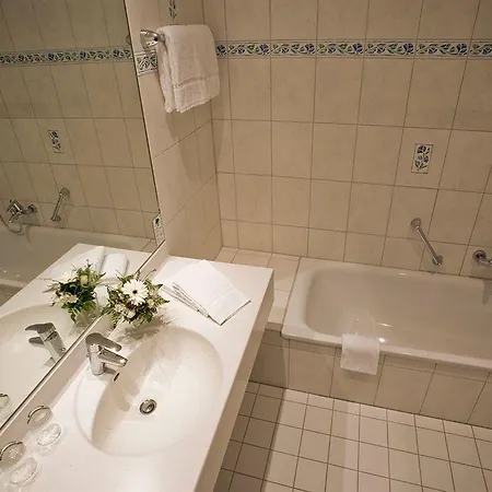 Hamburg-wittenburg Der Valk 4*